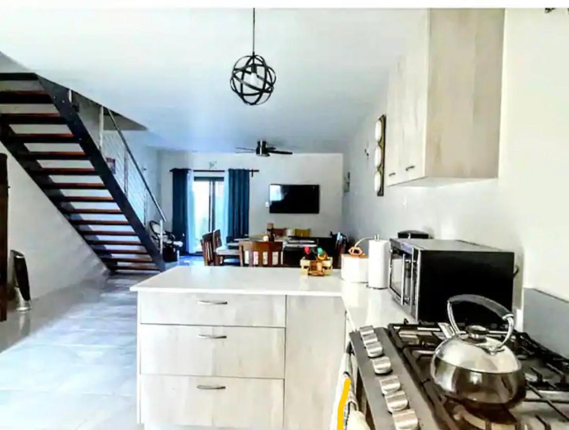 Wynters'Escape-Gated 1 Or 2 Bedroom W Puertosecobeach Access 迪斯卡弗里贝 外观 照片